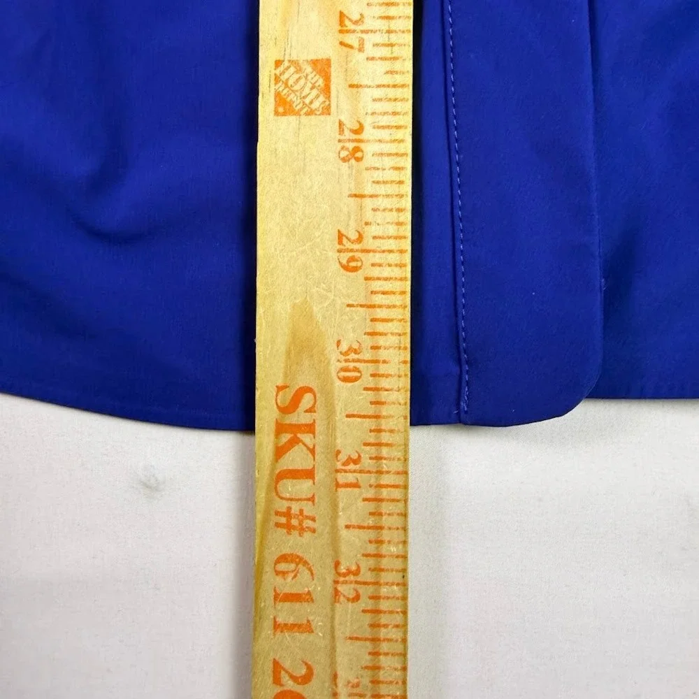 Nike 24.7 Dri-FIT Oversized Royal Blue Snap Buttons Long Sleeve Shirt Womens M